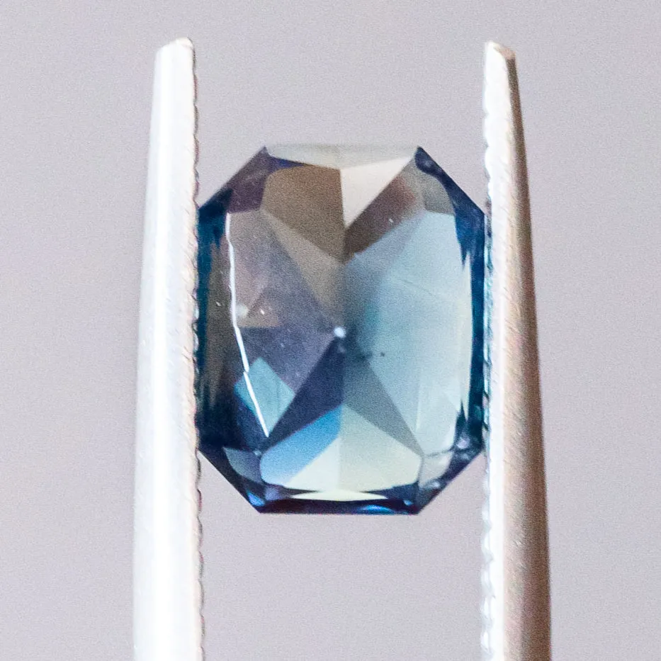 3.24CT RADIANT CUT TANZANIAN SAPPHIRE, DEEP OCEAN BLUE, 8.7X6.8MM, UNHEATED