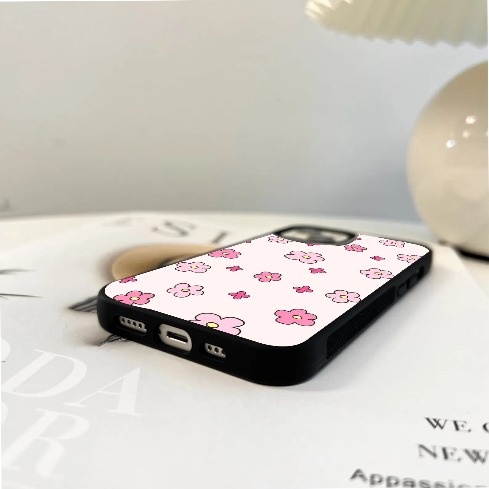 Artistic Minimalist Flower pattern Glass Case