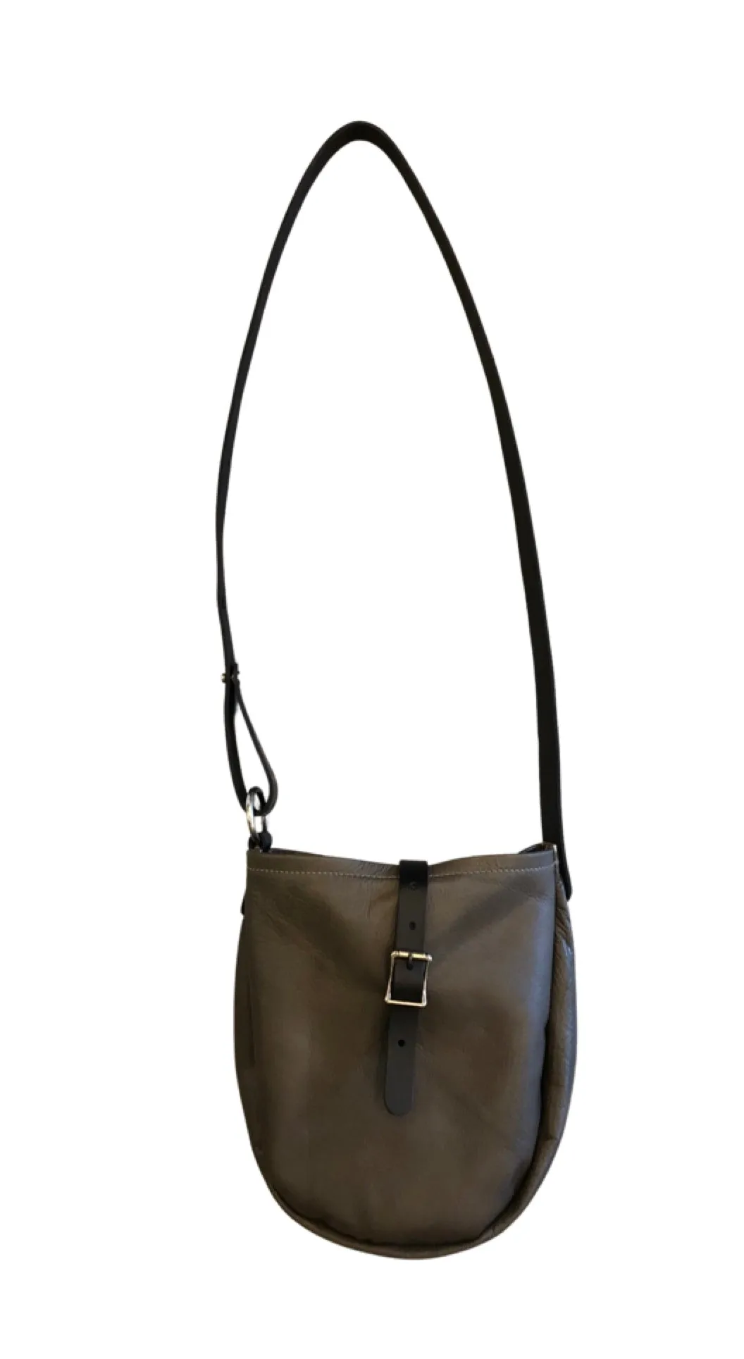 B07 crossbody pouch