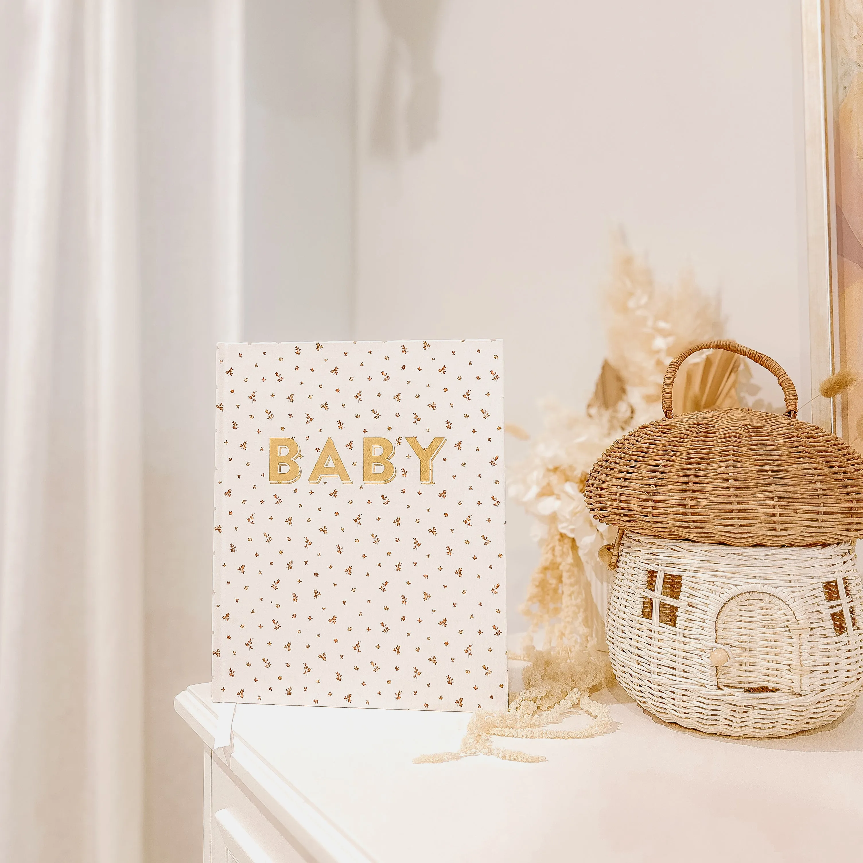 Baby Book Broderie