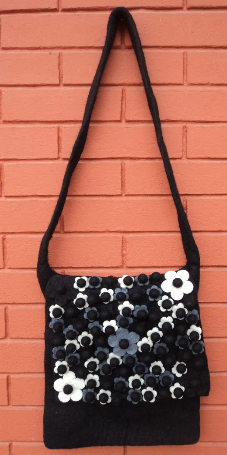 Black Flower Felt Shoulder Bag