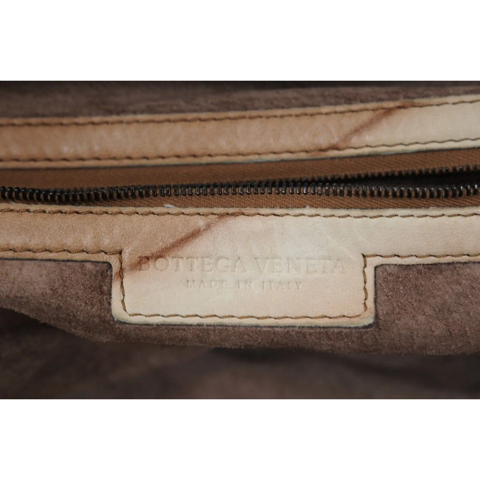 Bottega Veneta Womens Hobo Shoulder Intrecciato Light Brown Tan Leather Bag