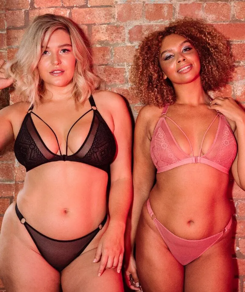 Curvy Kate Front and Centre Brazilian Brief - Black