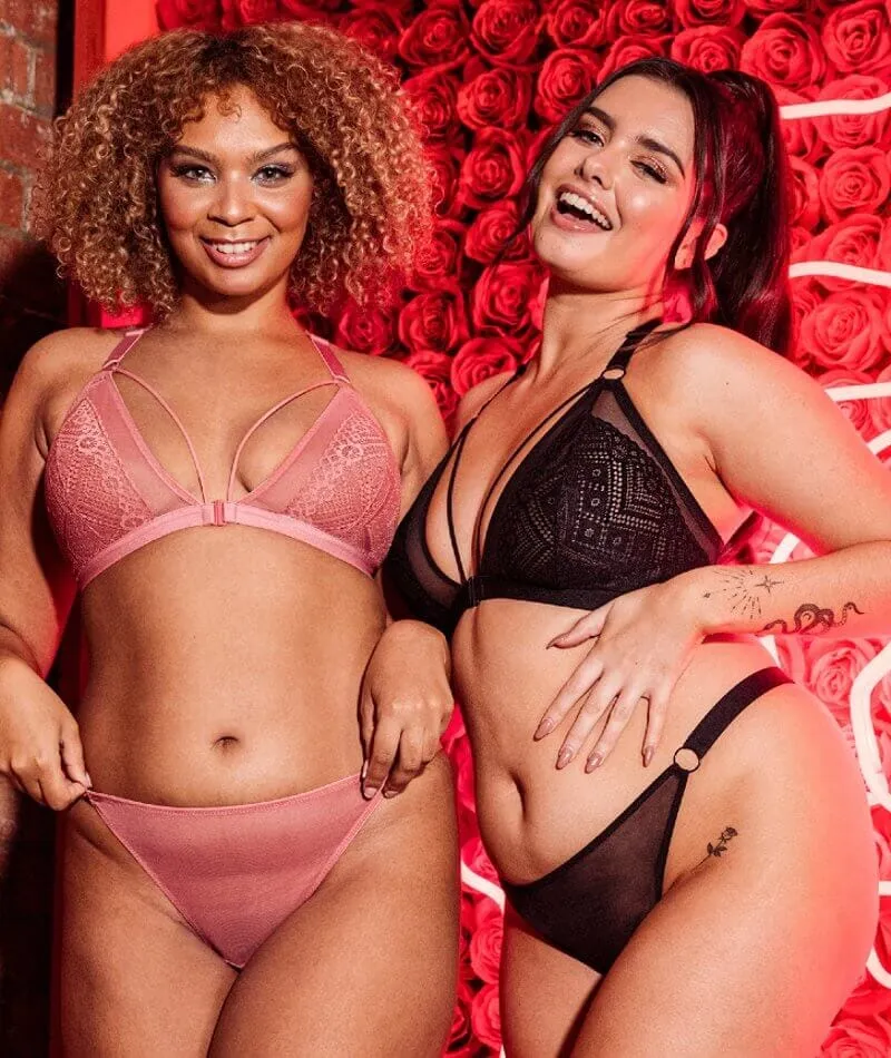 Curvy Kate Front and Centre Brazilian Brief - Black