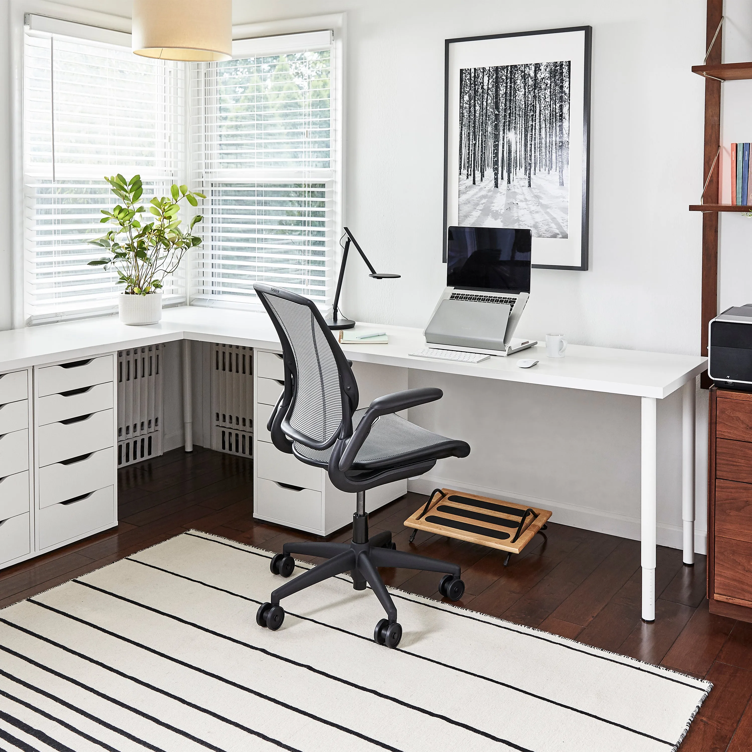 Diffrient World Task Chair