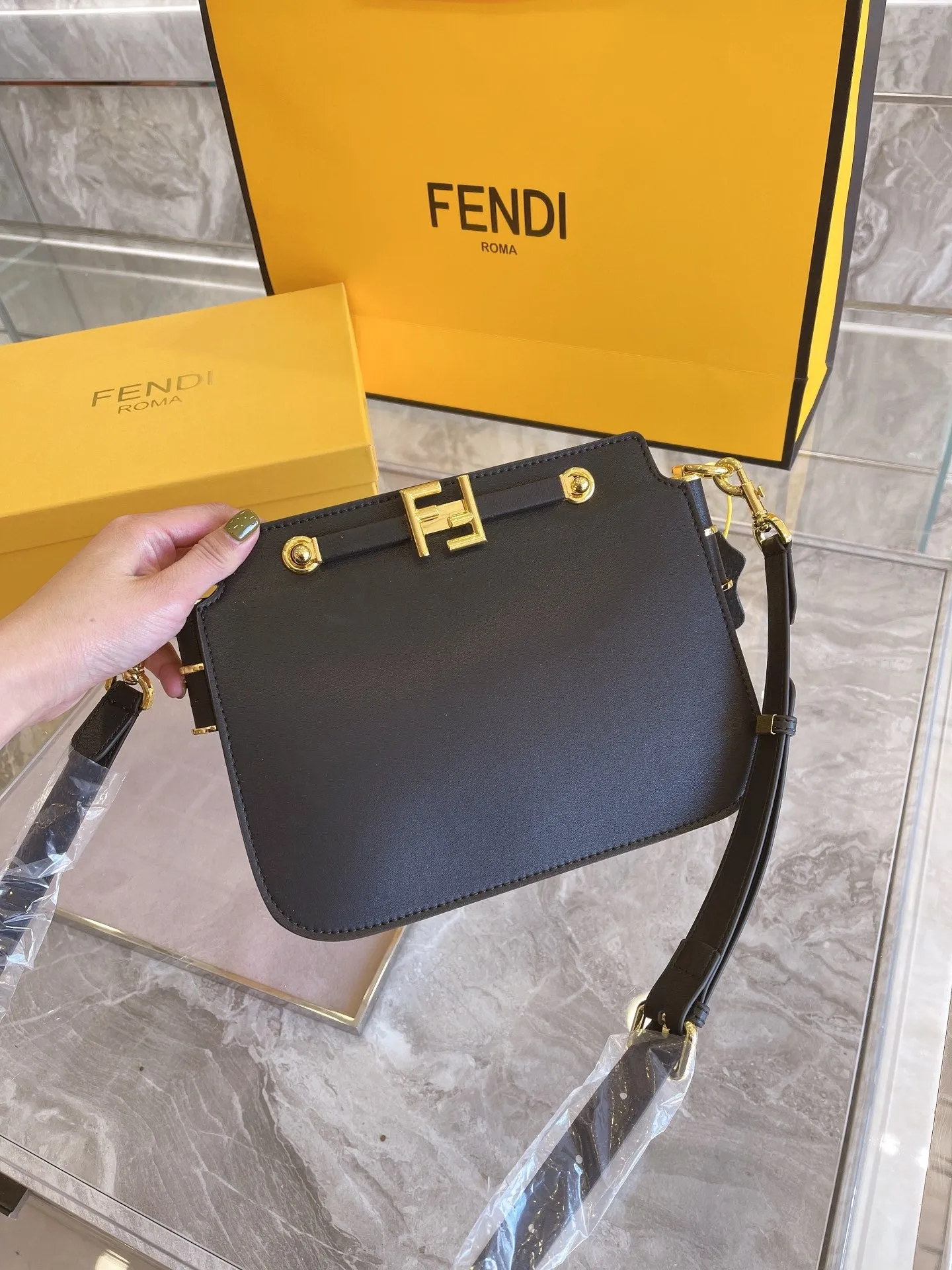 EN   Designer bags by Fendi 238