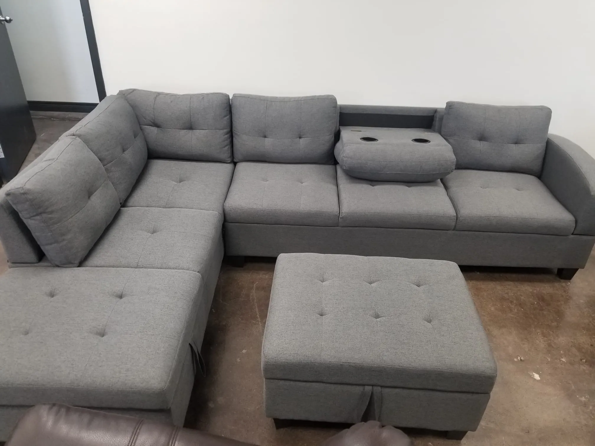 Grey Fabric Sectional With Drop Down Cup Holder & Throw Pillows- Extra Storage- Model #1982