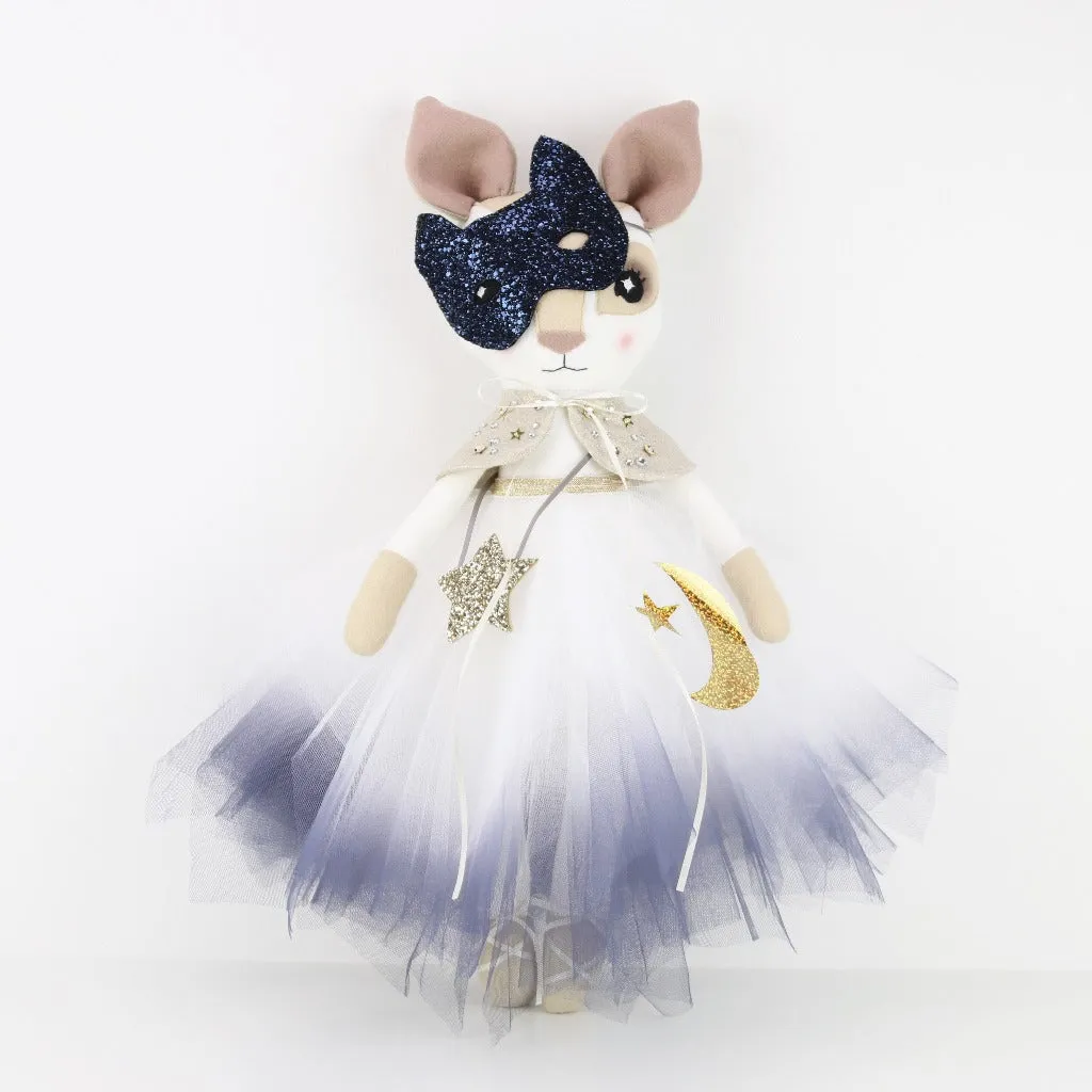 Halloween Fenella Fawn