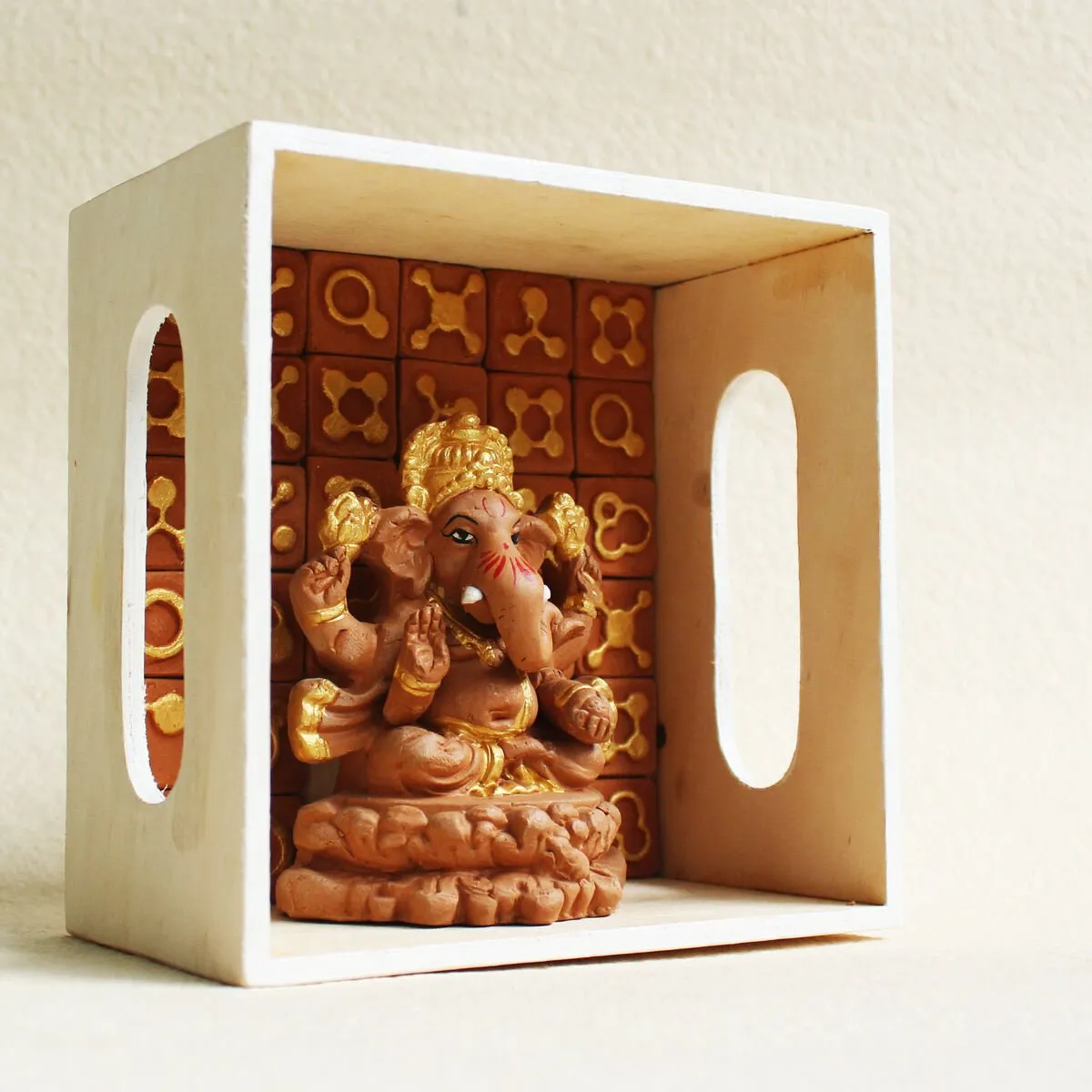 Handmade Terracotta Ganpati Idol- Little(XS)