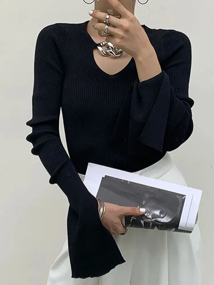 Knitting Hollow Out Sweaters For Women V Neck Flare Sleeve Patchwork Sequined Pullover Sweater Female Fashion