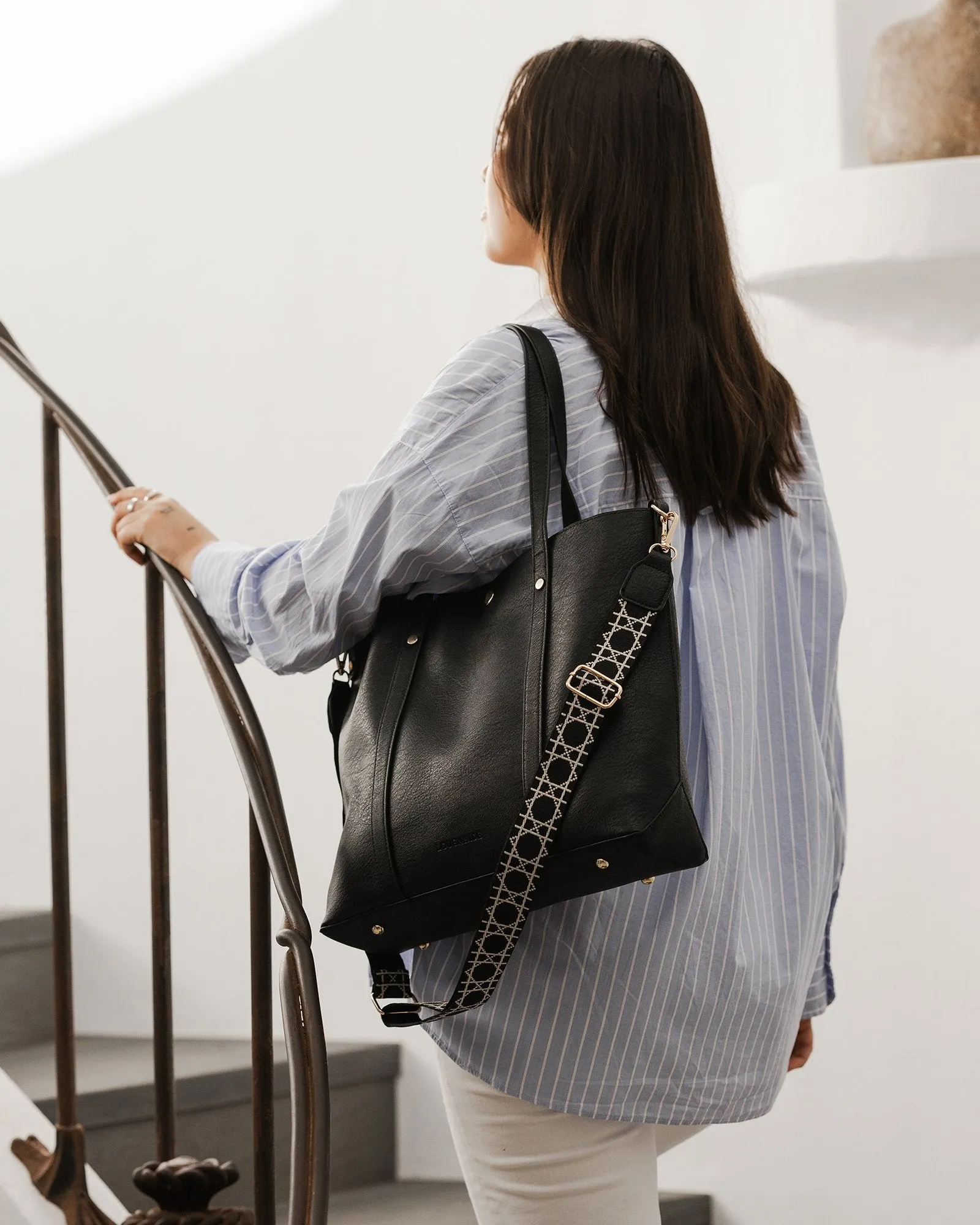 Louenhide Nevada Ezra Tote Bag