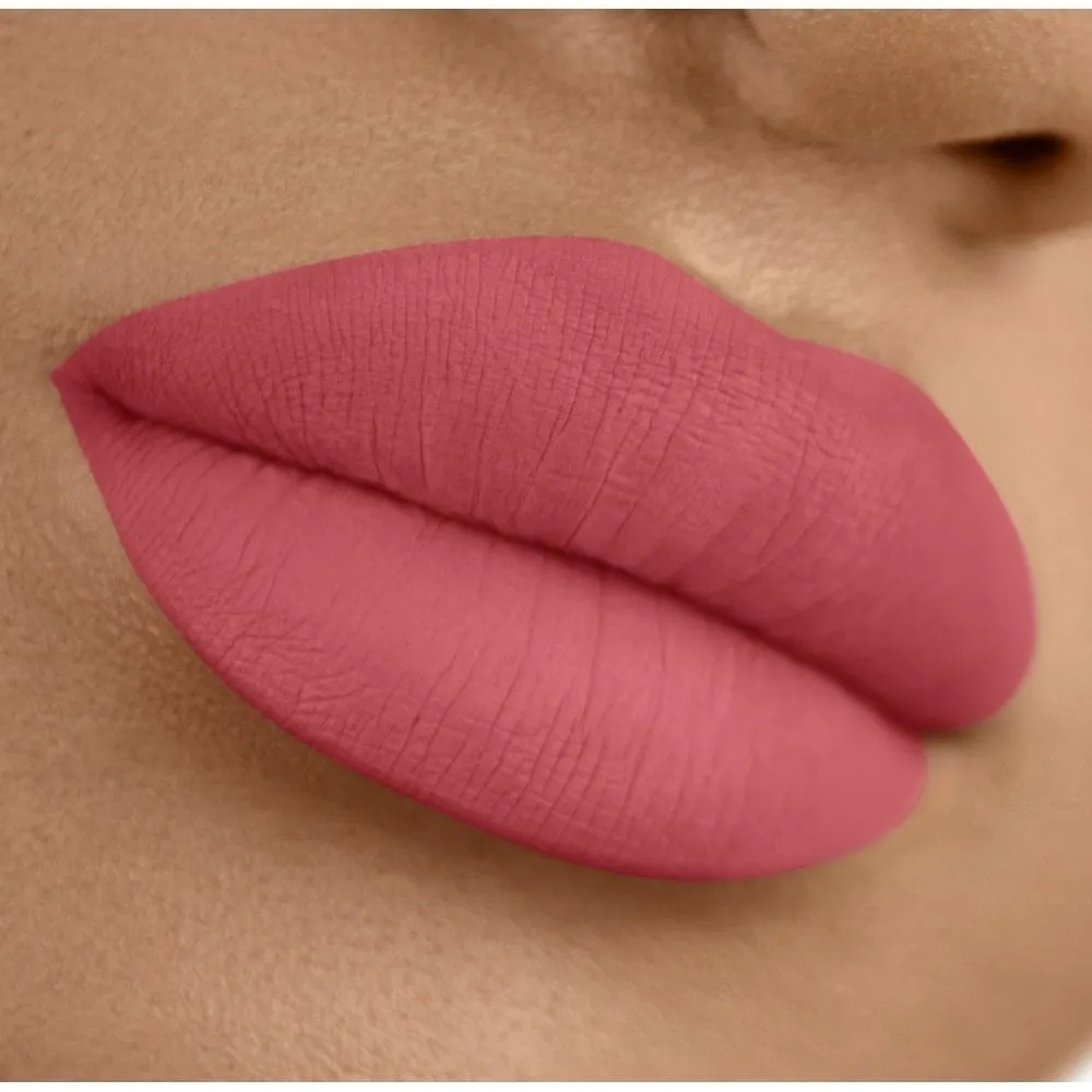 MATTE LIQUID LIPSTICK