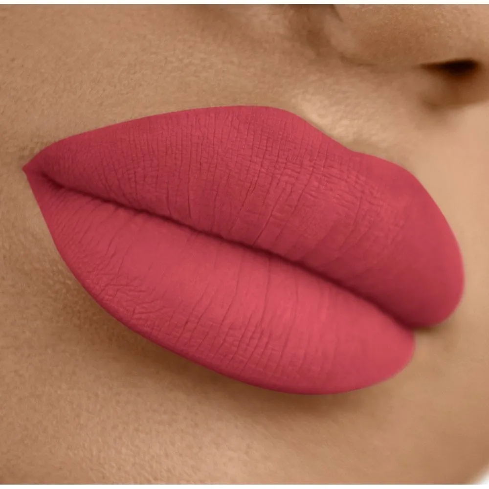 MATTE LIQUID LIPSTICK