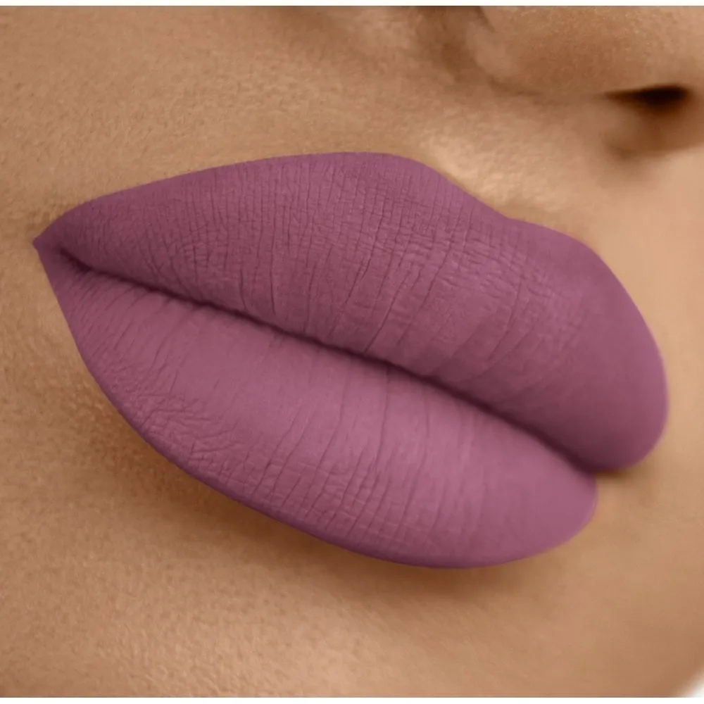 MATTE LIQUID LIPSTICK