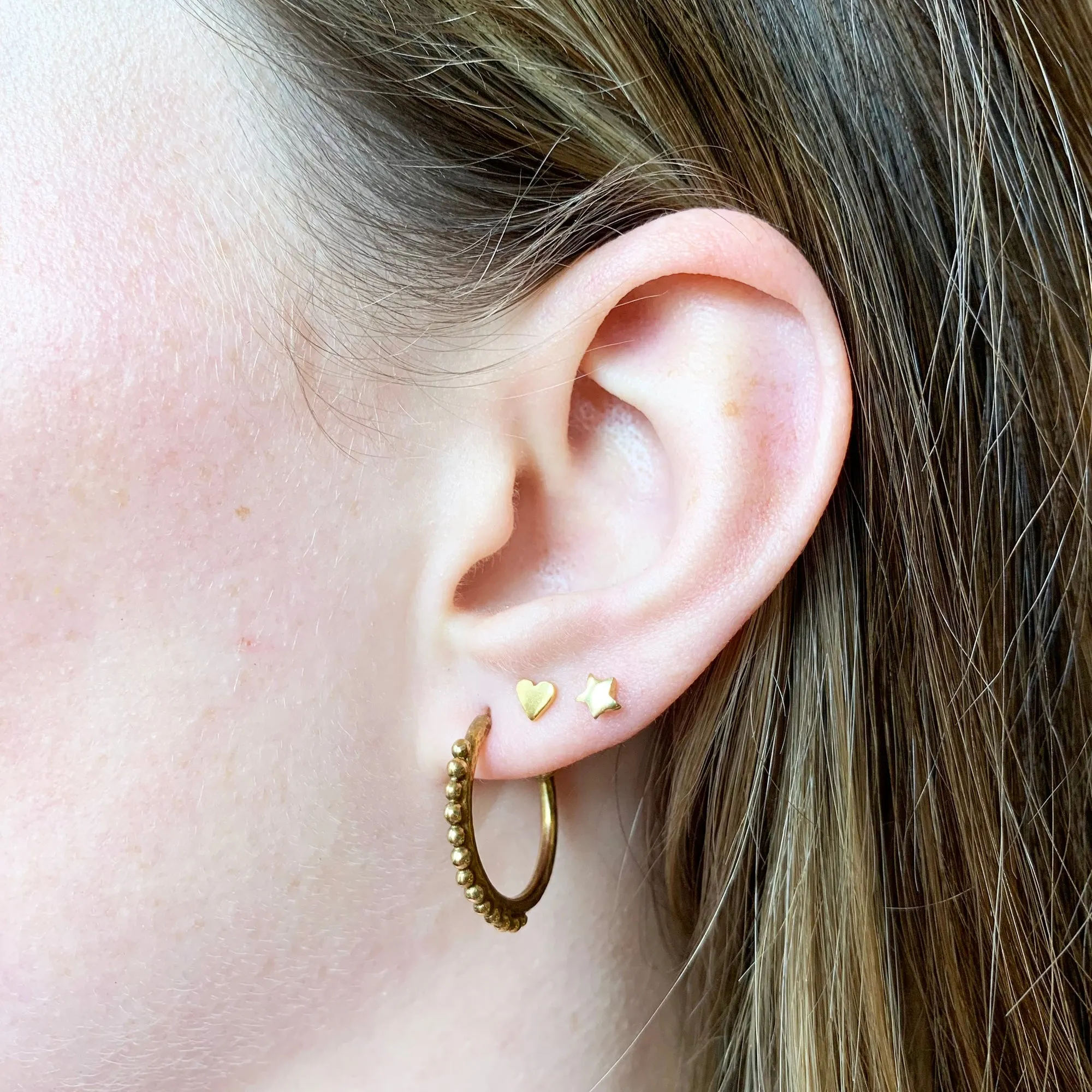 Medium Skinny Bobble Hoops