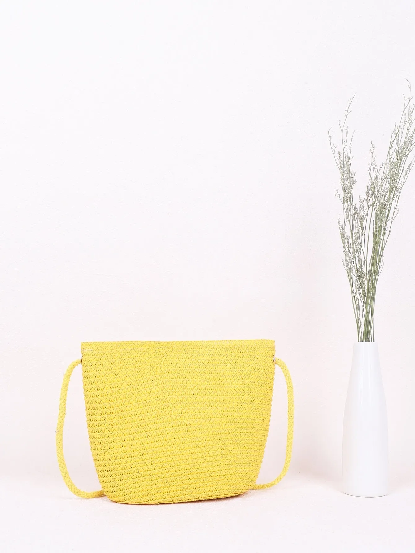 Minimalist Straw Crossbody Bag