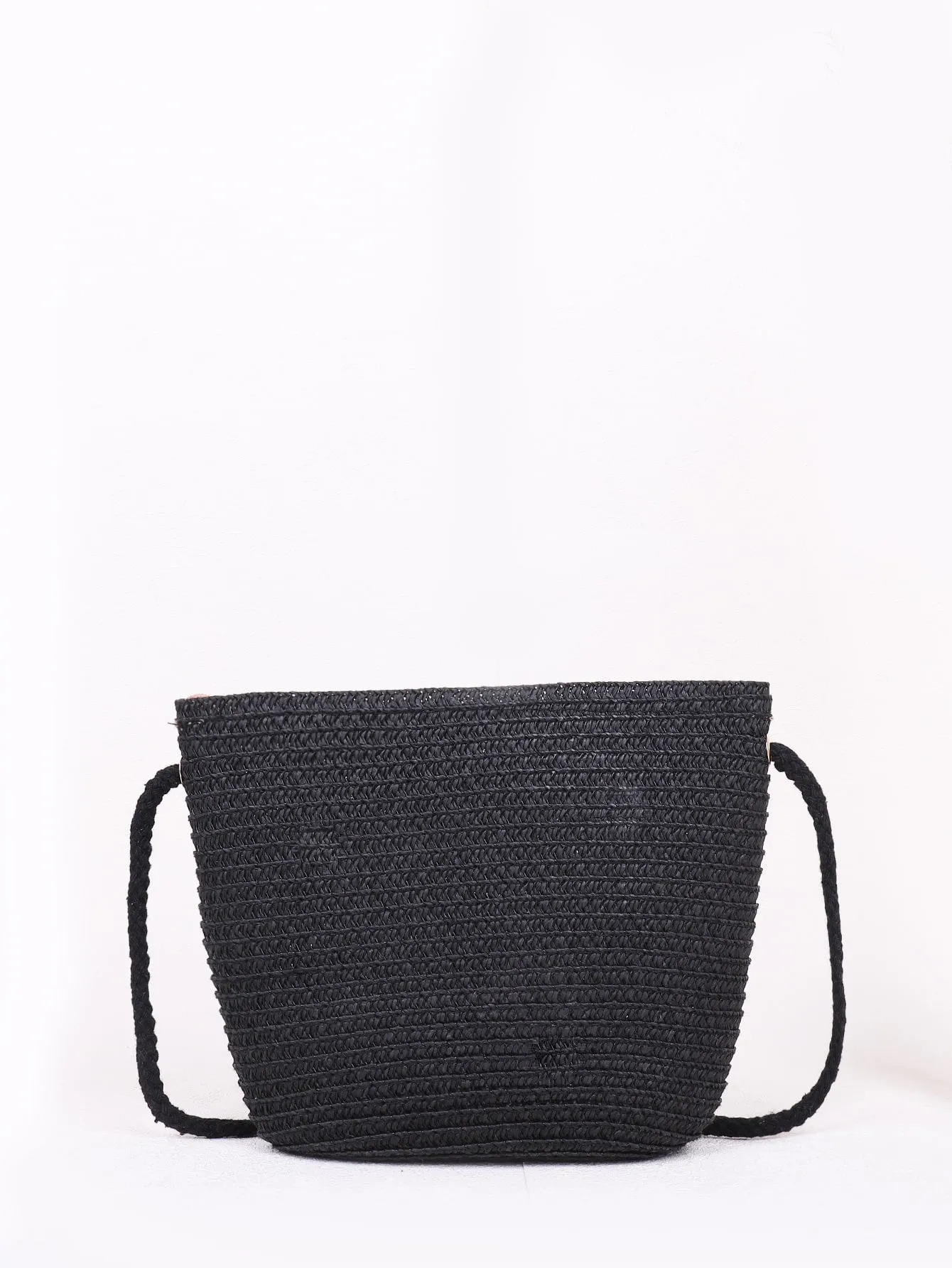 Minimalist Straw Crossbody Bag