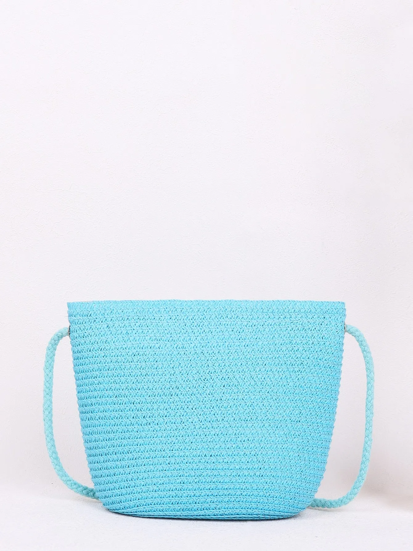 Minimalist Straw Crossbody Bag