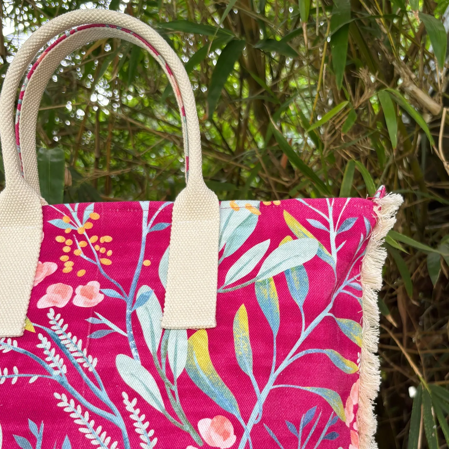 Pink Fuchsia Beach / Tote Bag