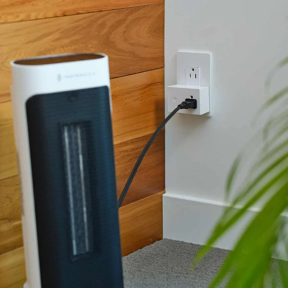 radiant Smart Plug-In Switch with Netatmo, Matte White