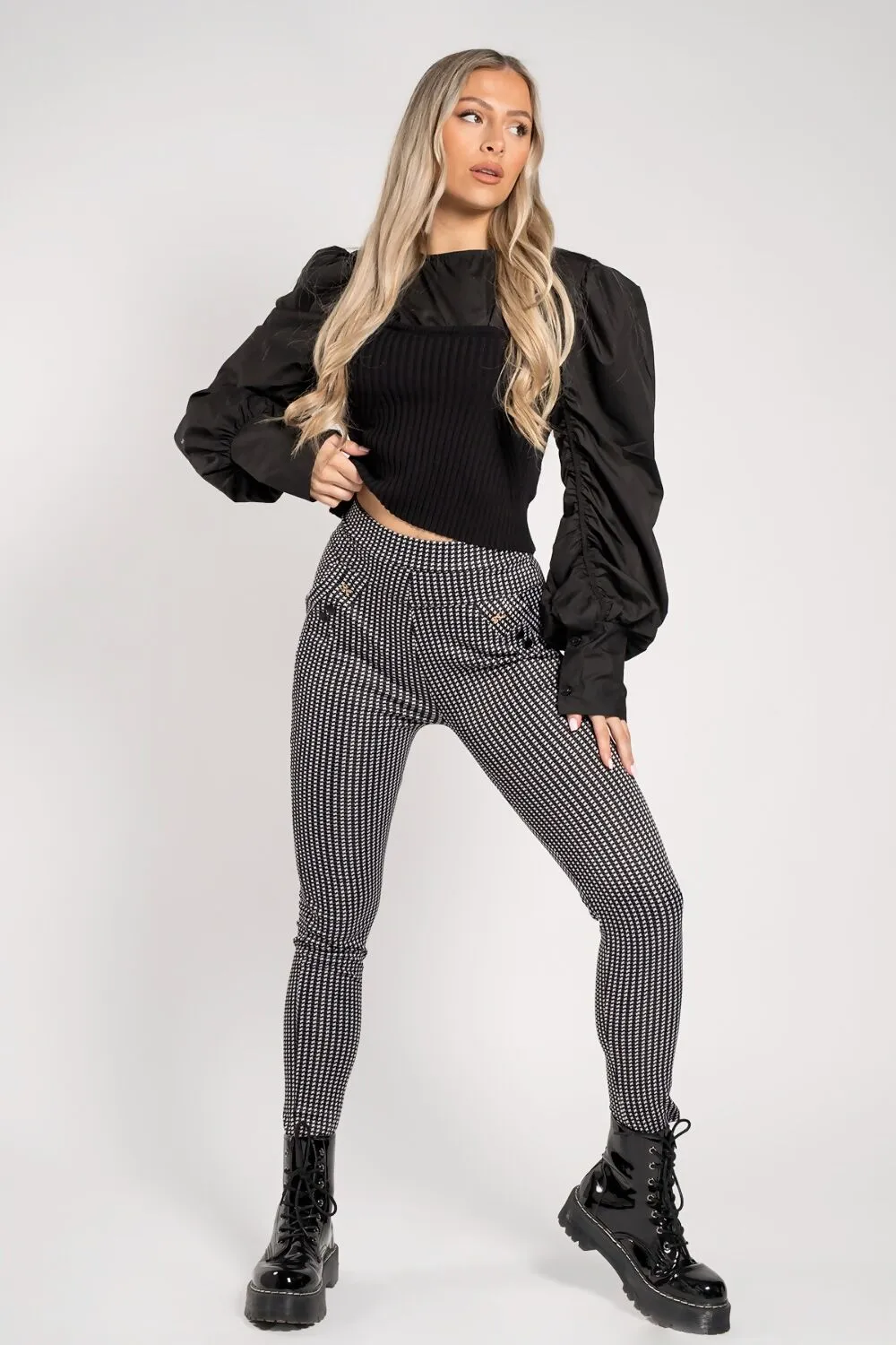 Ribbed Puff Sleeved Top