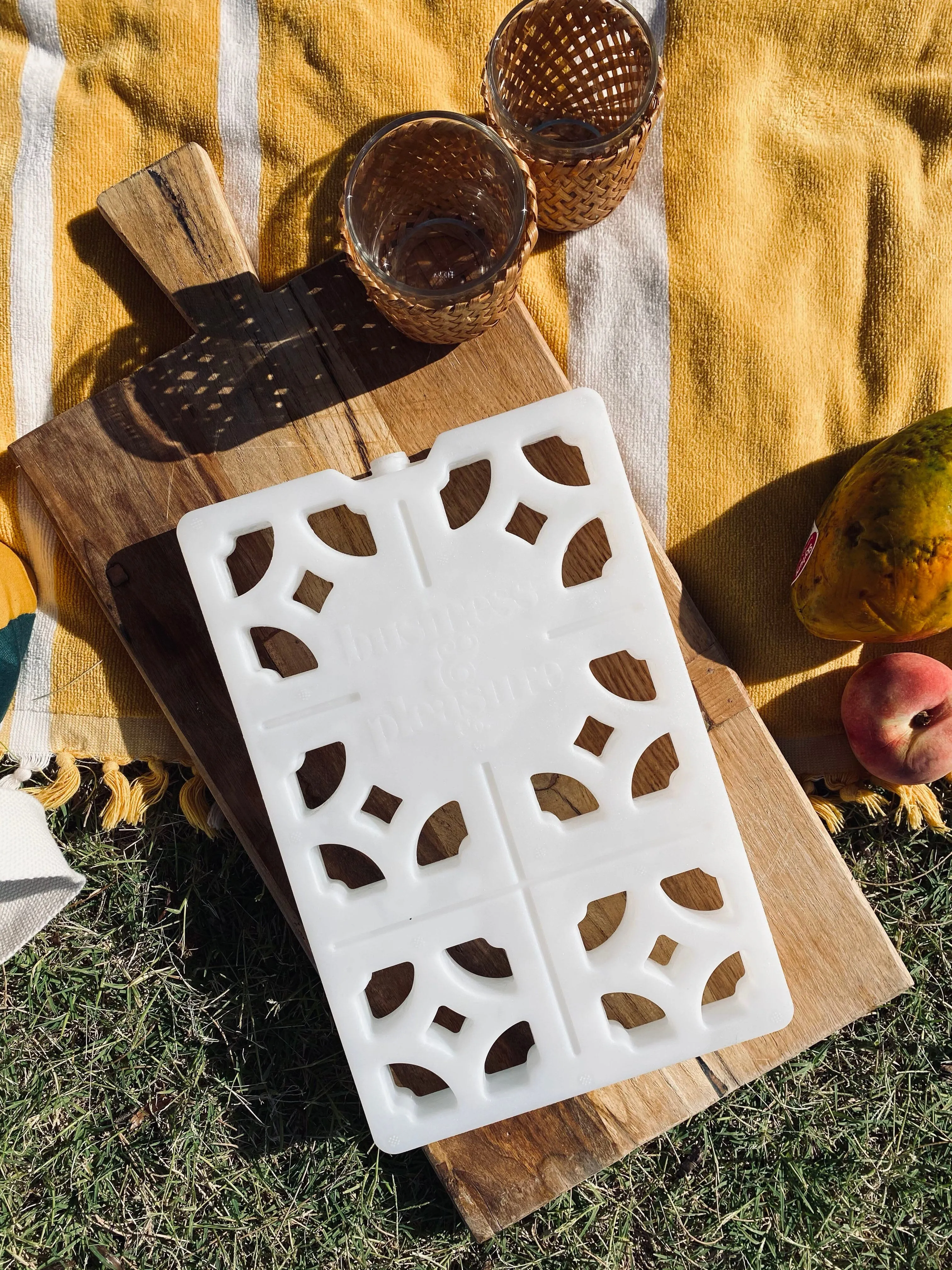 The Breeze Block Ice Pack - Antique White