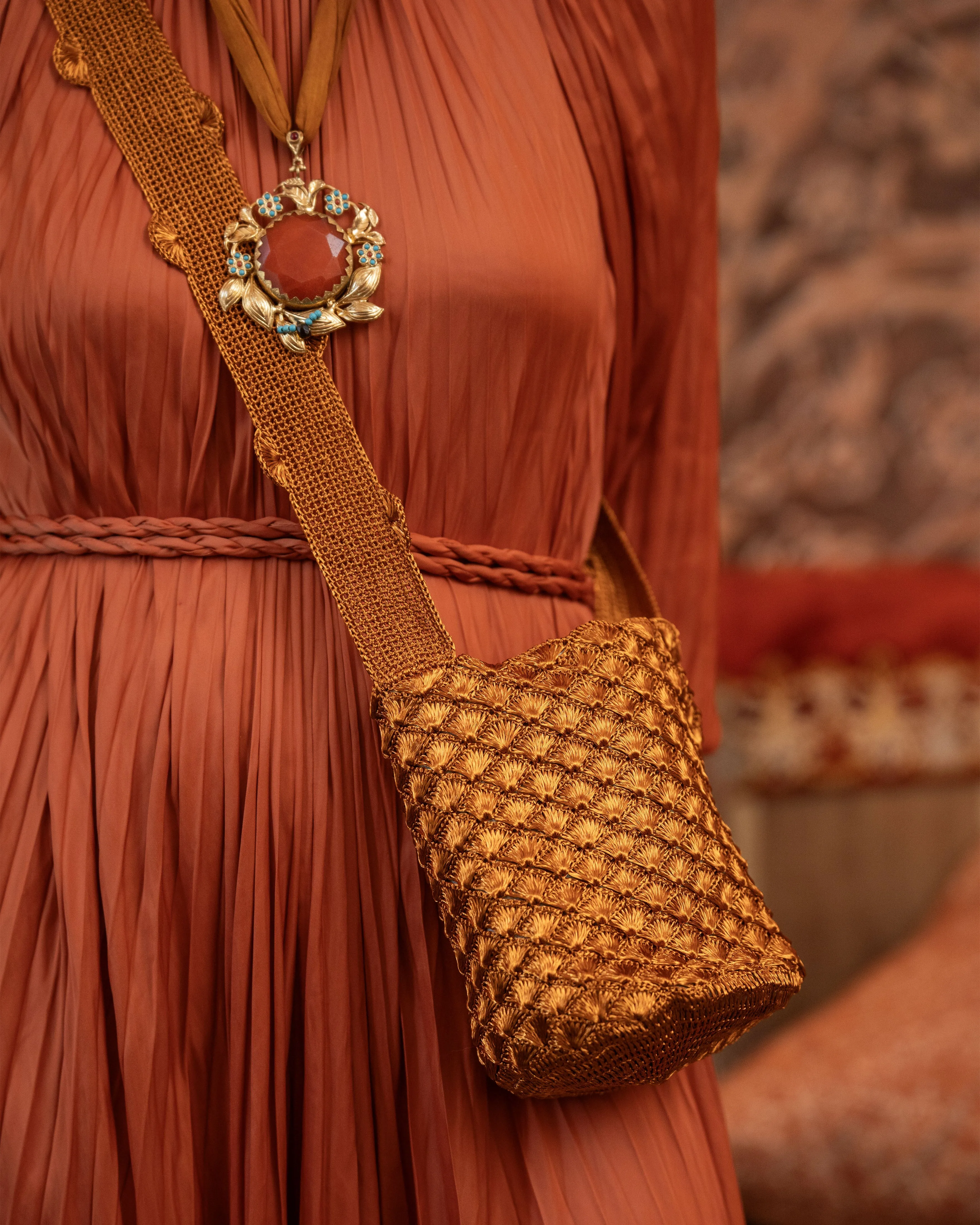 Woven Verdi Seashell Cross Body Bag in Metal Threads, Copper